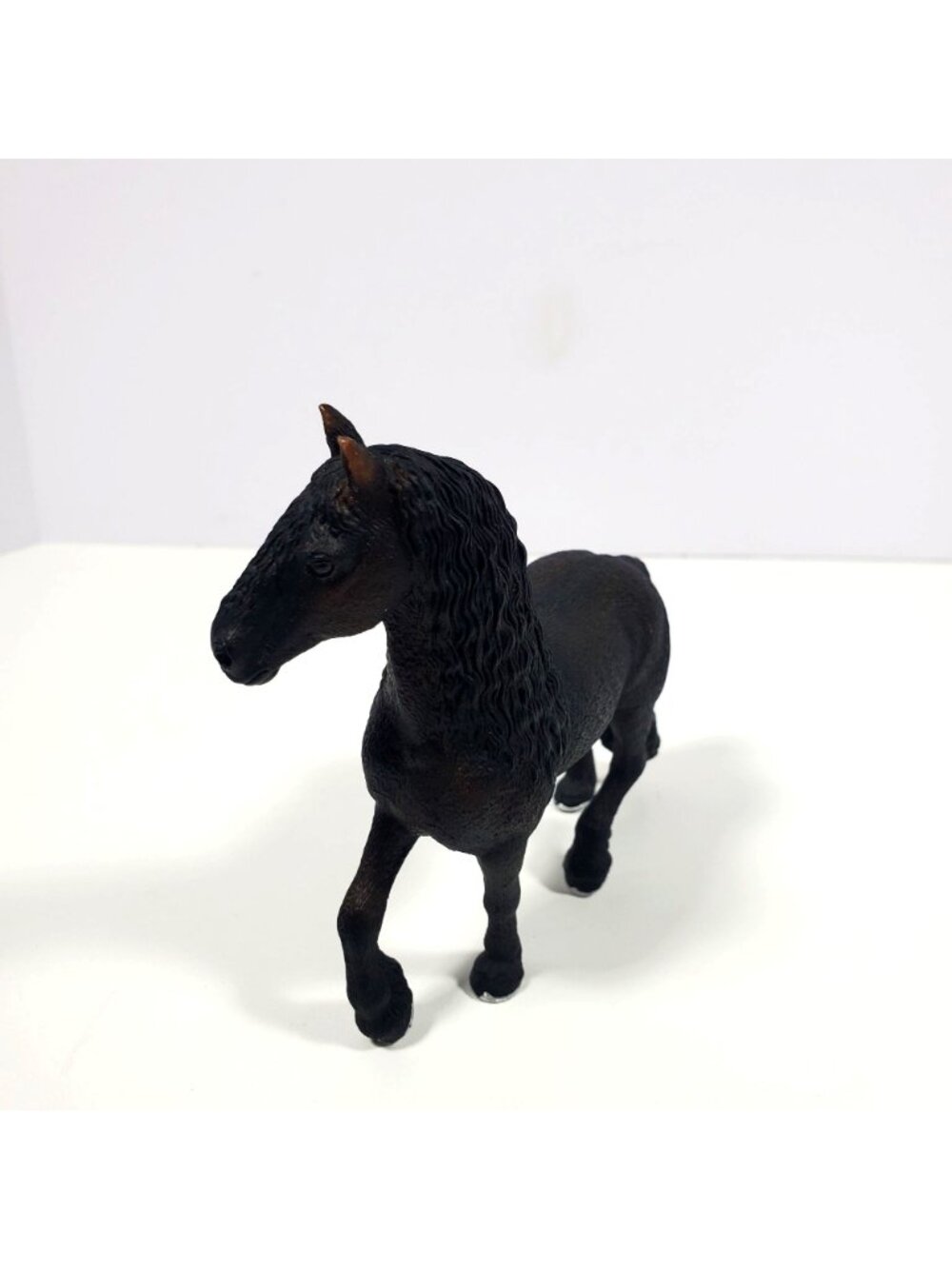 Freisian Horse 2009 Schleich 73527 Realistic Black Figure - Picture 3 of 16